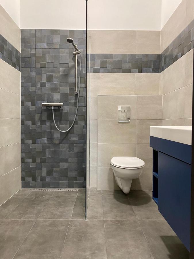 Ferienwohnung Jogasz Street - A. Apartman Pécs Exterior foto